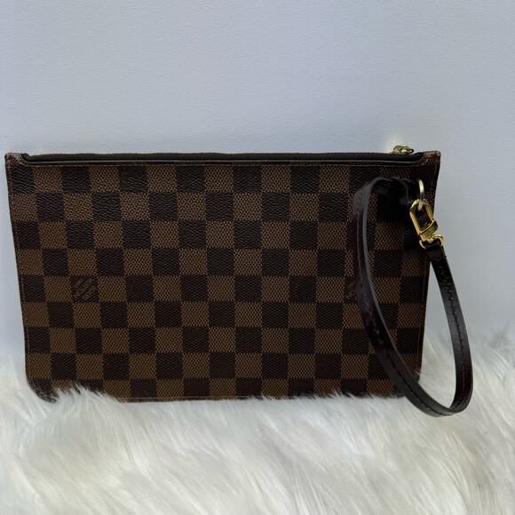 💎✨Wristlet ✨💎 Louis Vuitton Wristlet / Pouchette - Picture 4 of 10